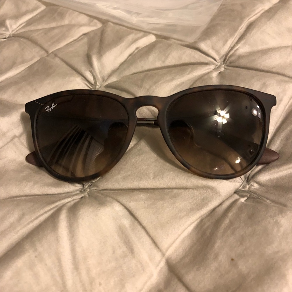 Brown ray bans